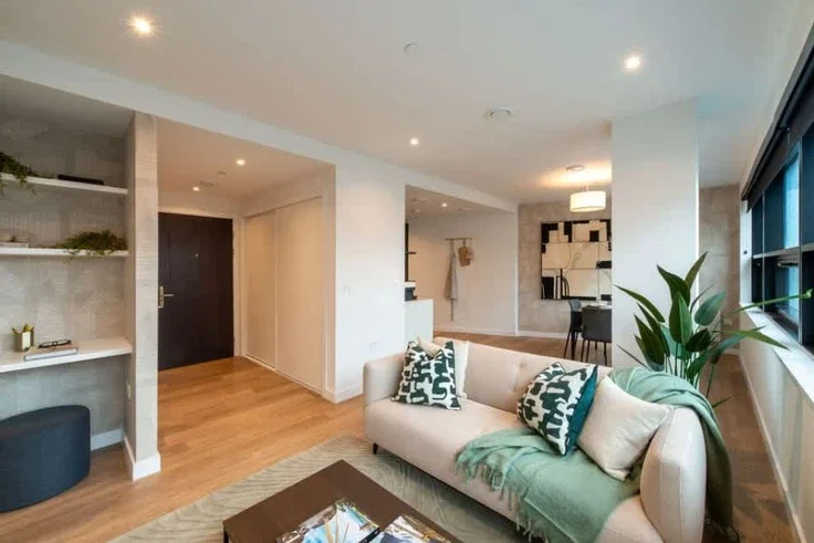Flat Great Charles Street Queensway in Birmingham
