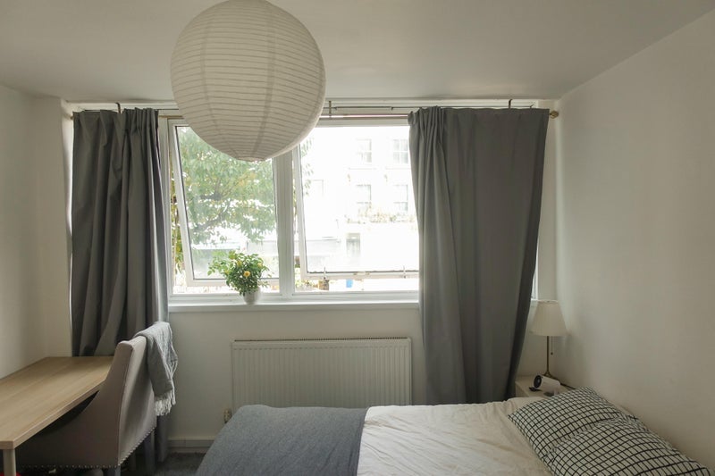 Room Clearwell Drive in City of Westminster