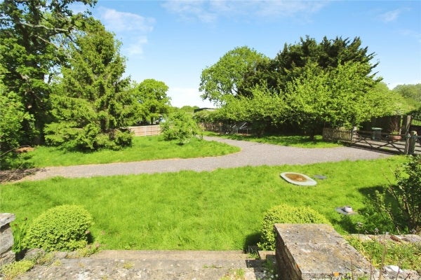 House Tiley Knap in Glanvilles Wootton