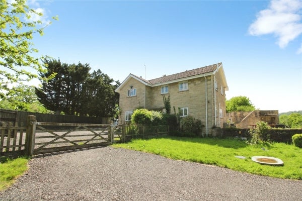 House Tiley Knap in Glanvilles Wootton