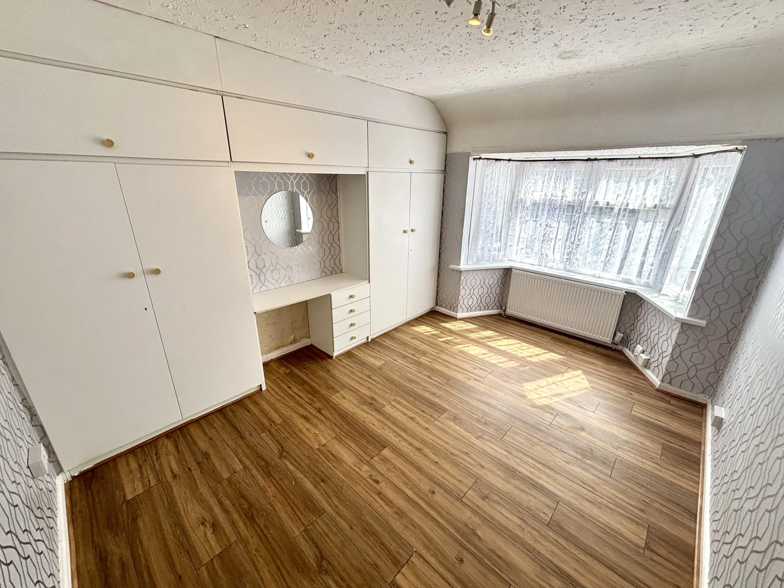 House Review Road in Greater London