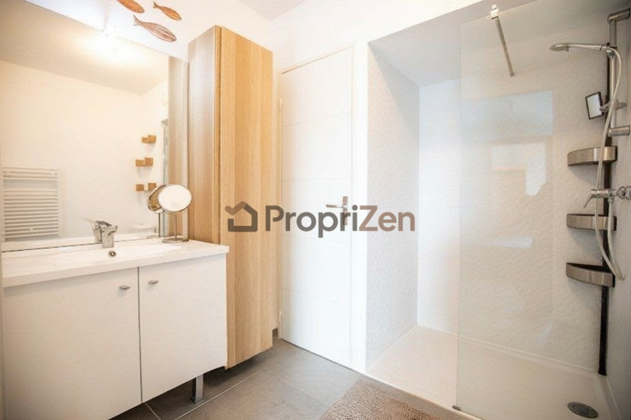 Appartement Avenue des Lilas à Marseille