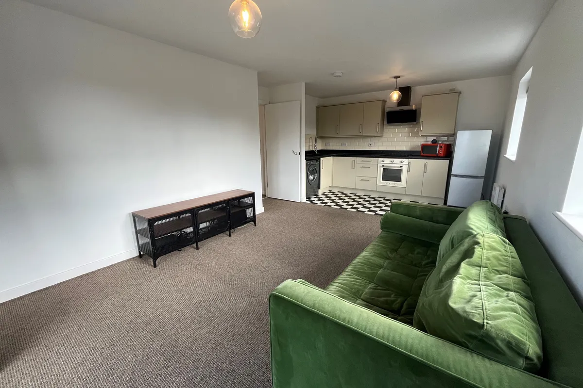 Flat Swarcliffe Approach in Leeds