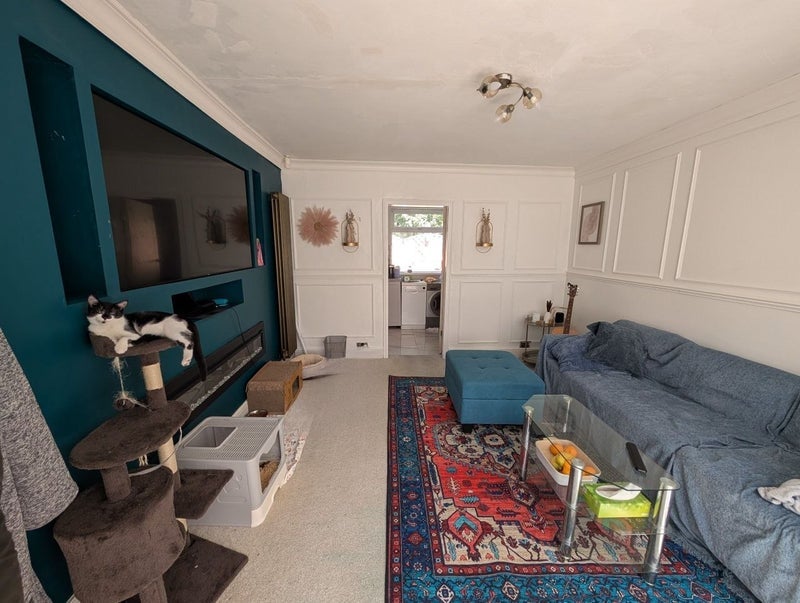 Room Broomhall Road in Salford