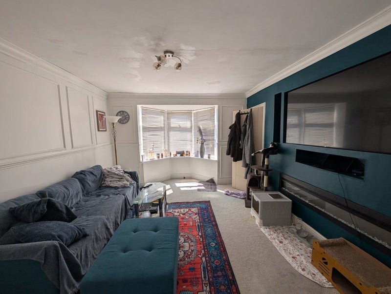 Room Broomhall Road in Salford