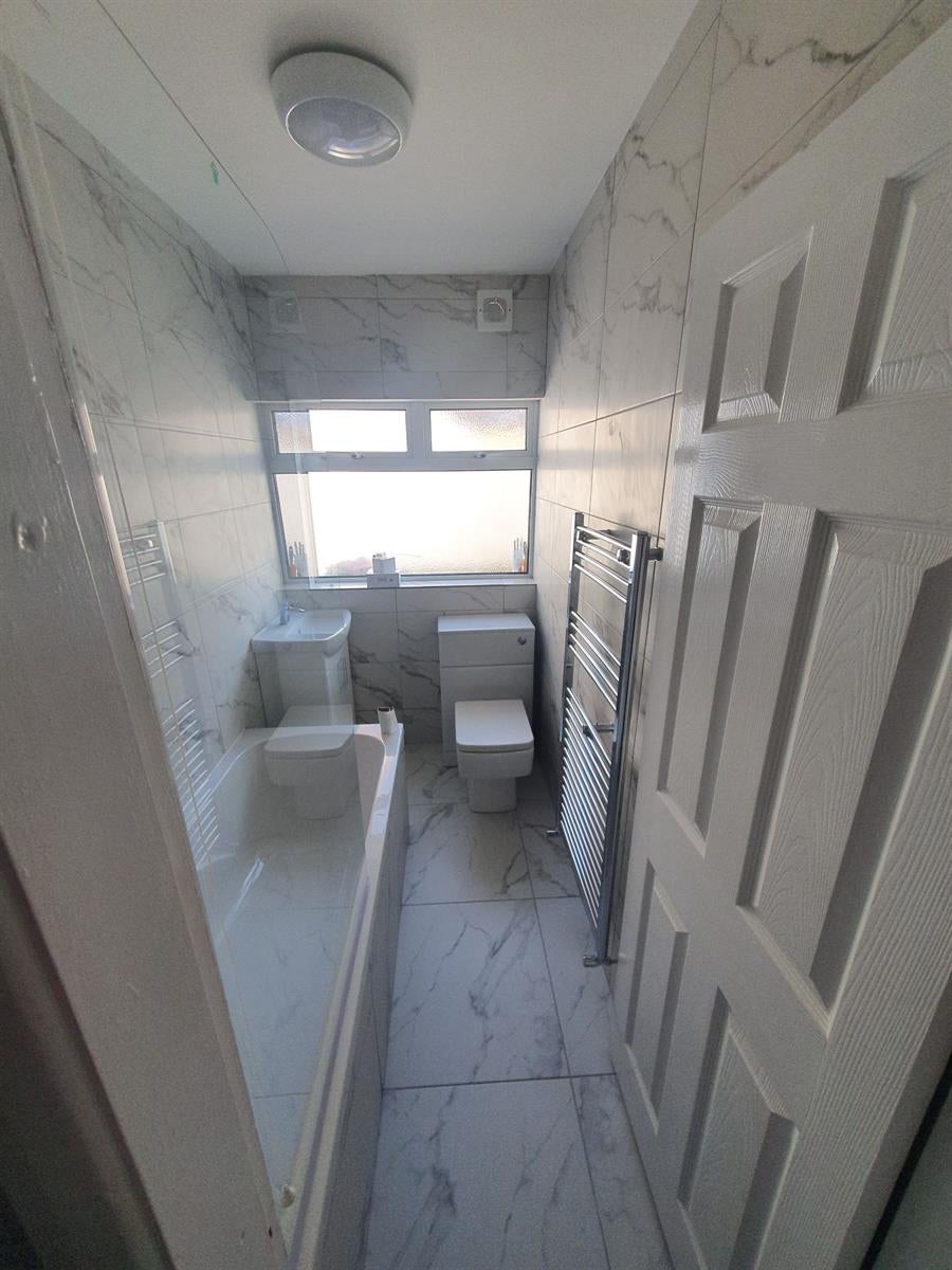 Flat Thoresby Street in Hull