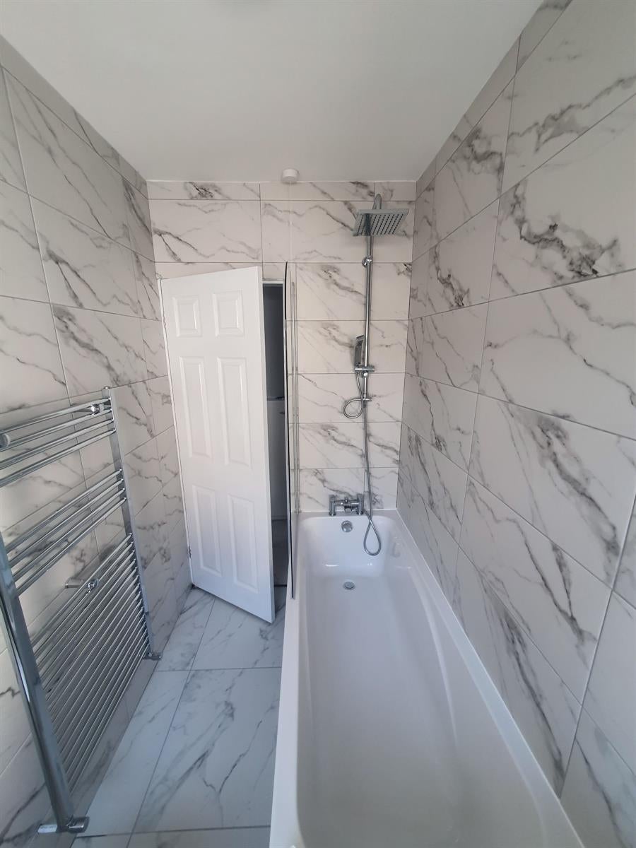 Flat Thoresby Street in Hull