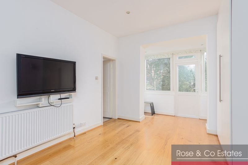 Flat Arkwright Road in Greater London