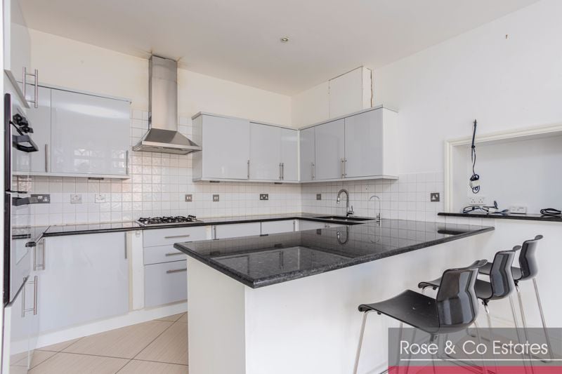 Flat Arkwright Road in Greater London