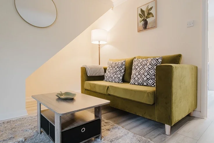 House Beresford Close in Milton Keynes