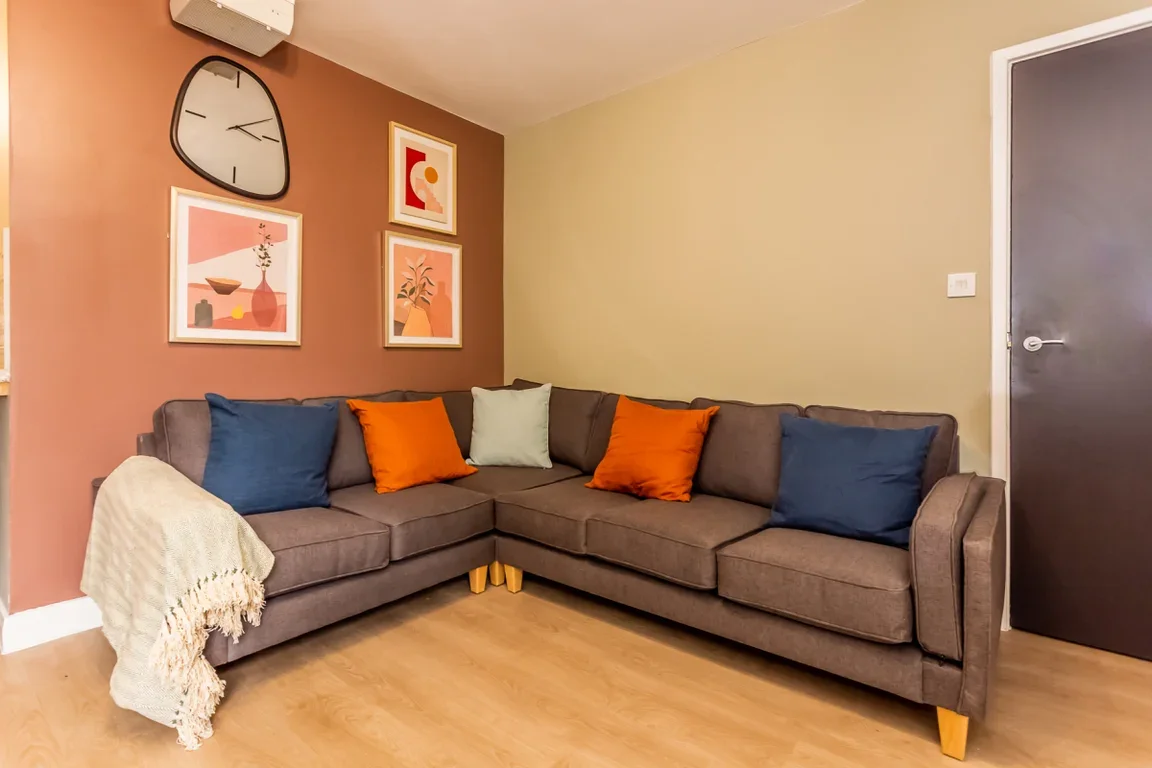 Flat Brass Thill in Durham