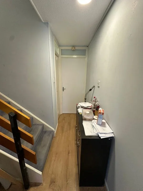 Room Bolingbroke Walk in Greater London