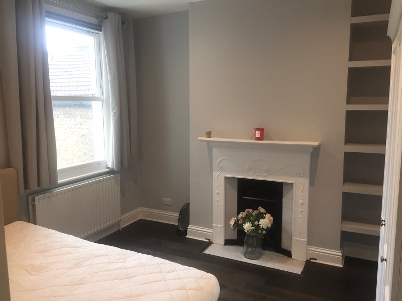 Room Fernside Road in Greater London