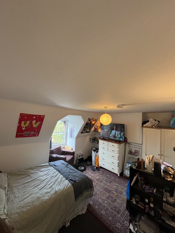 Flat Weston Park in Greater London