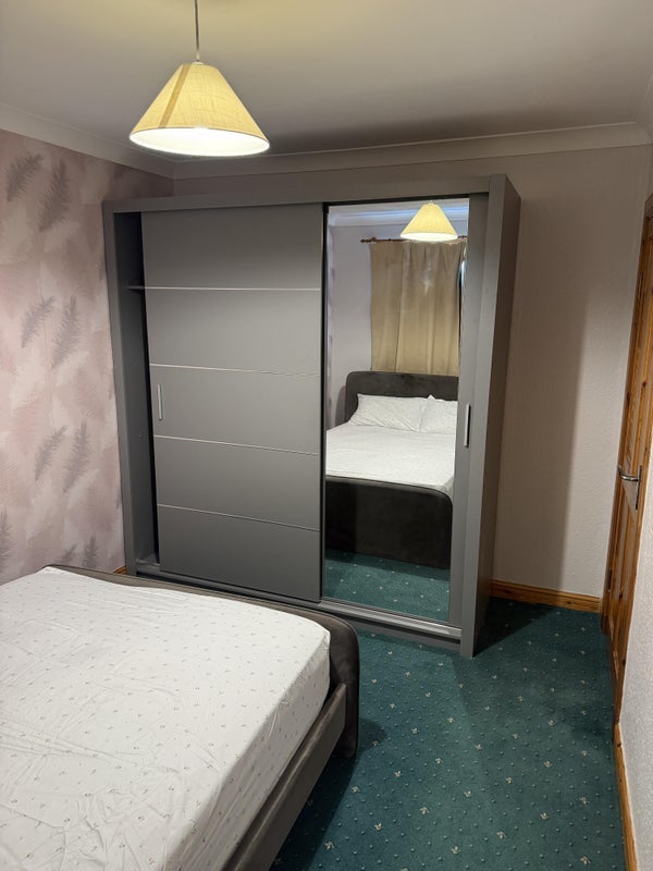 Room Windsor Drive in Penicuik