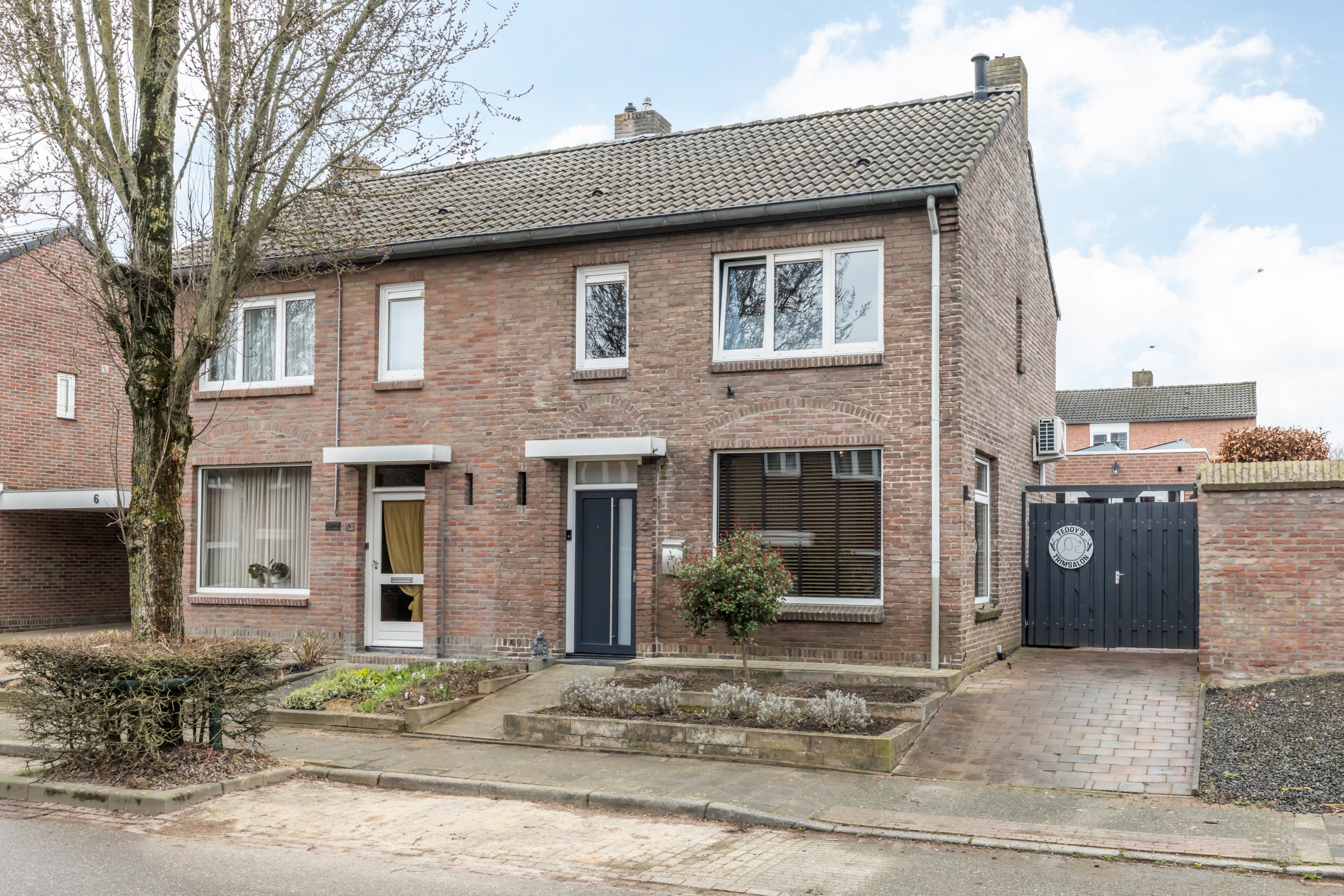 Dwarsstraat 2