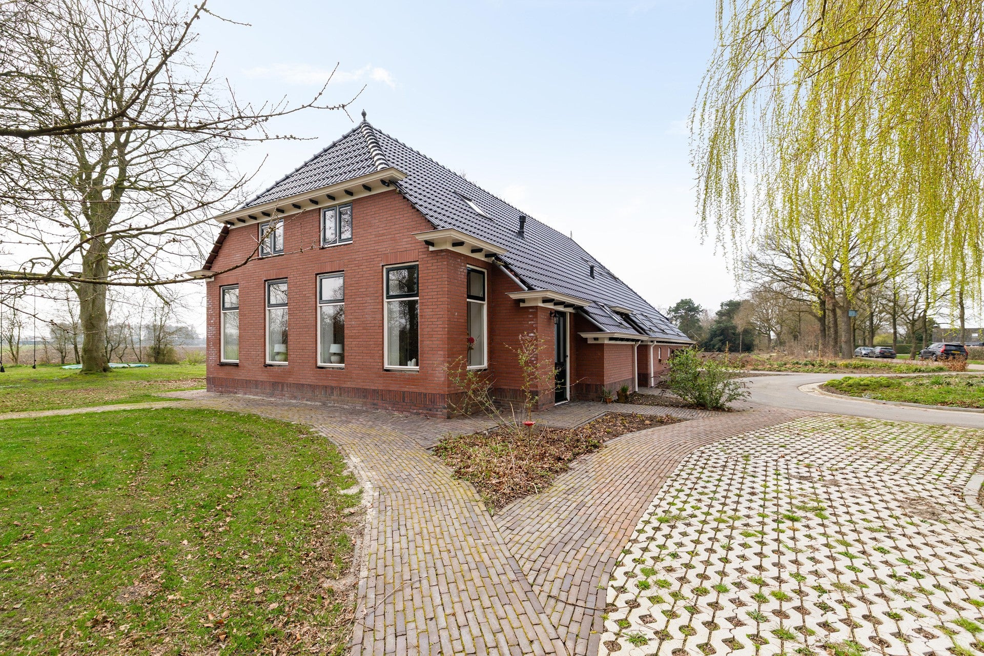Vrijstaande woning te koop: Dwarshaspel 5, Zevenhuizen