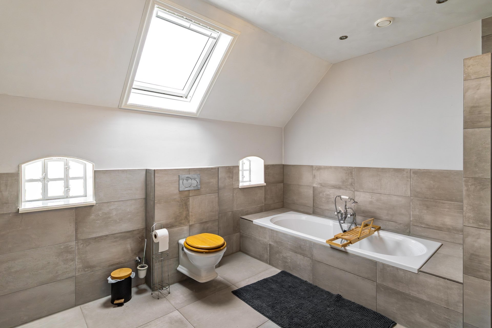 Vrijstaande woning te koop: Dwarshaspel 5, Zevenhuizen
