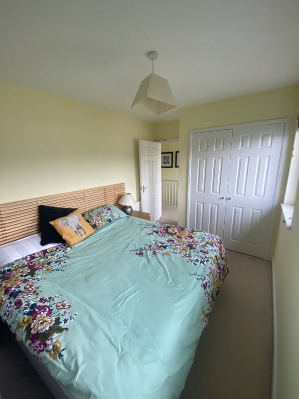 Room Broomhill Way in Poole