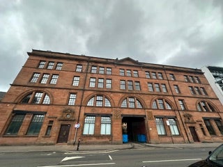 Flat Barnsford Road in Paisley