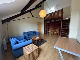 Flat Barnsford Road in Paisley
