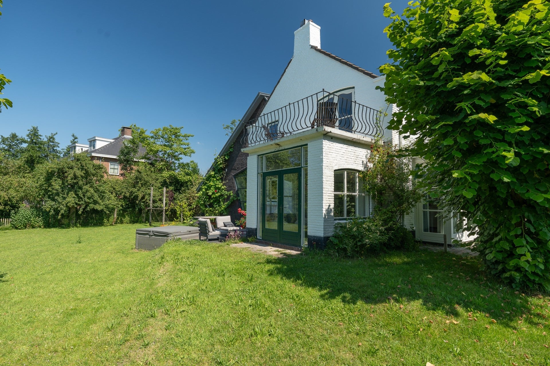 Huis Haarlemmertrekvaart in Oegstgeest
