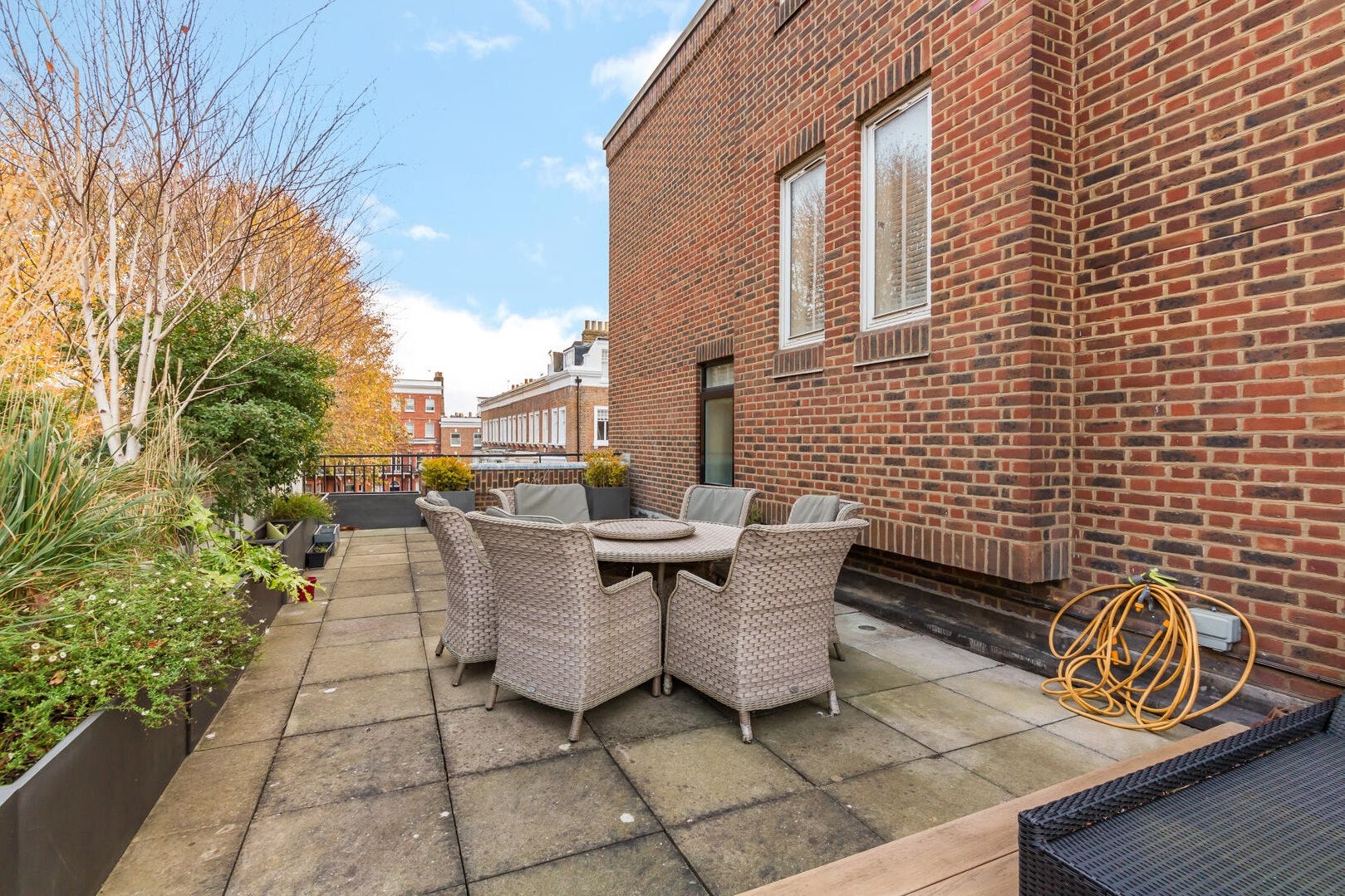 Flat Tedworth Square in Greater London