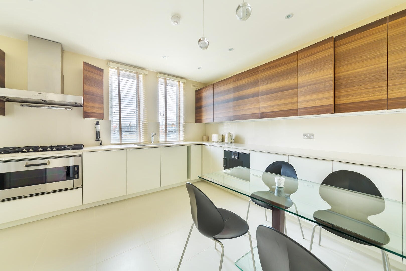Flat Tedworth Square in Greater London