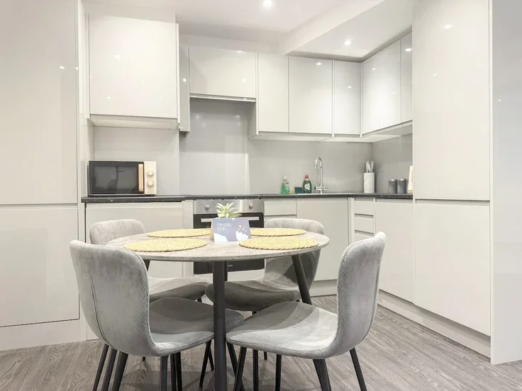 Flat Standard Place in Greater London