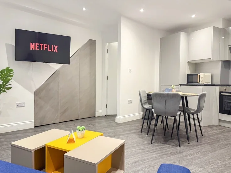 Flat Standard Place in Greater London