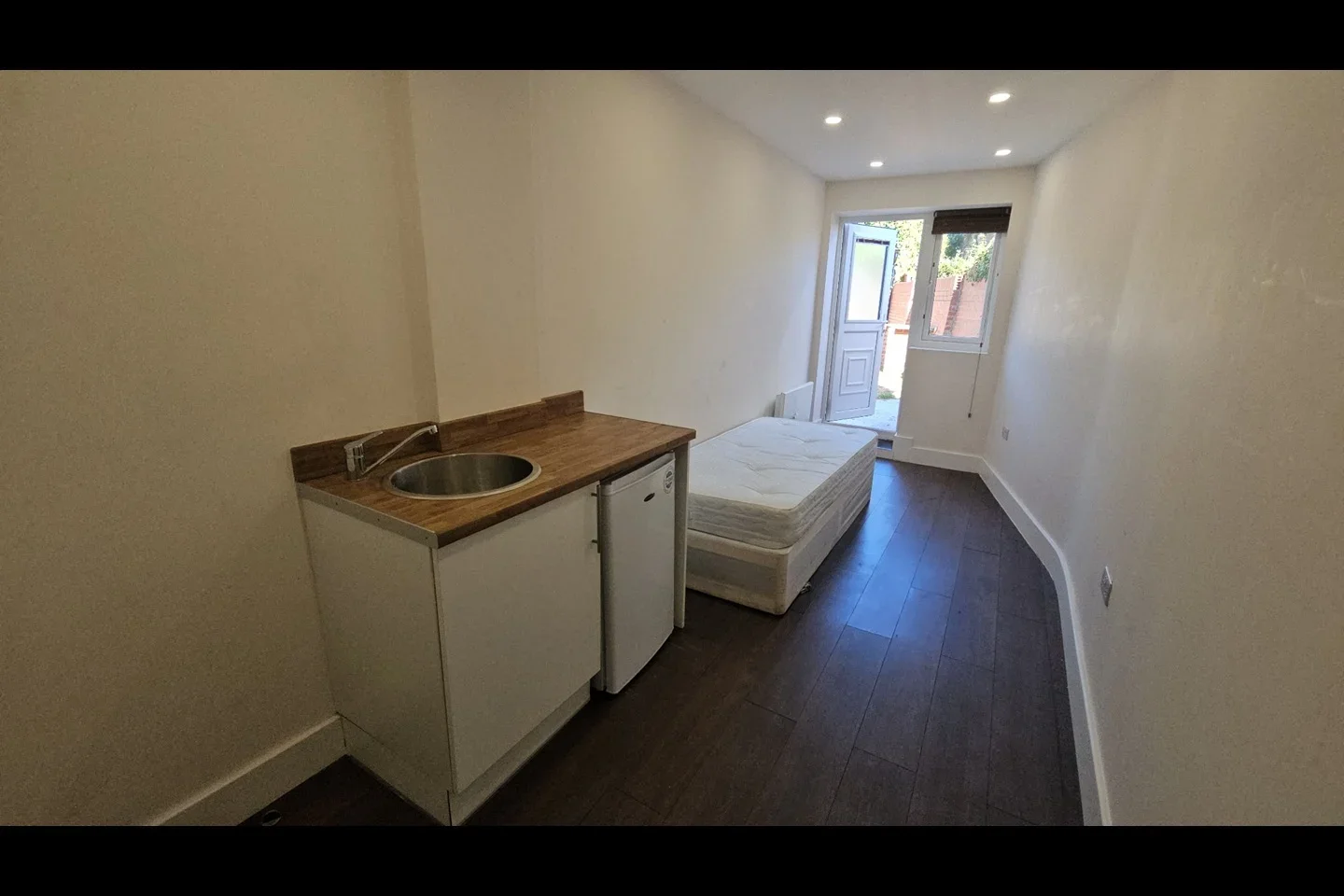 Flat Maurice Street in Greater London