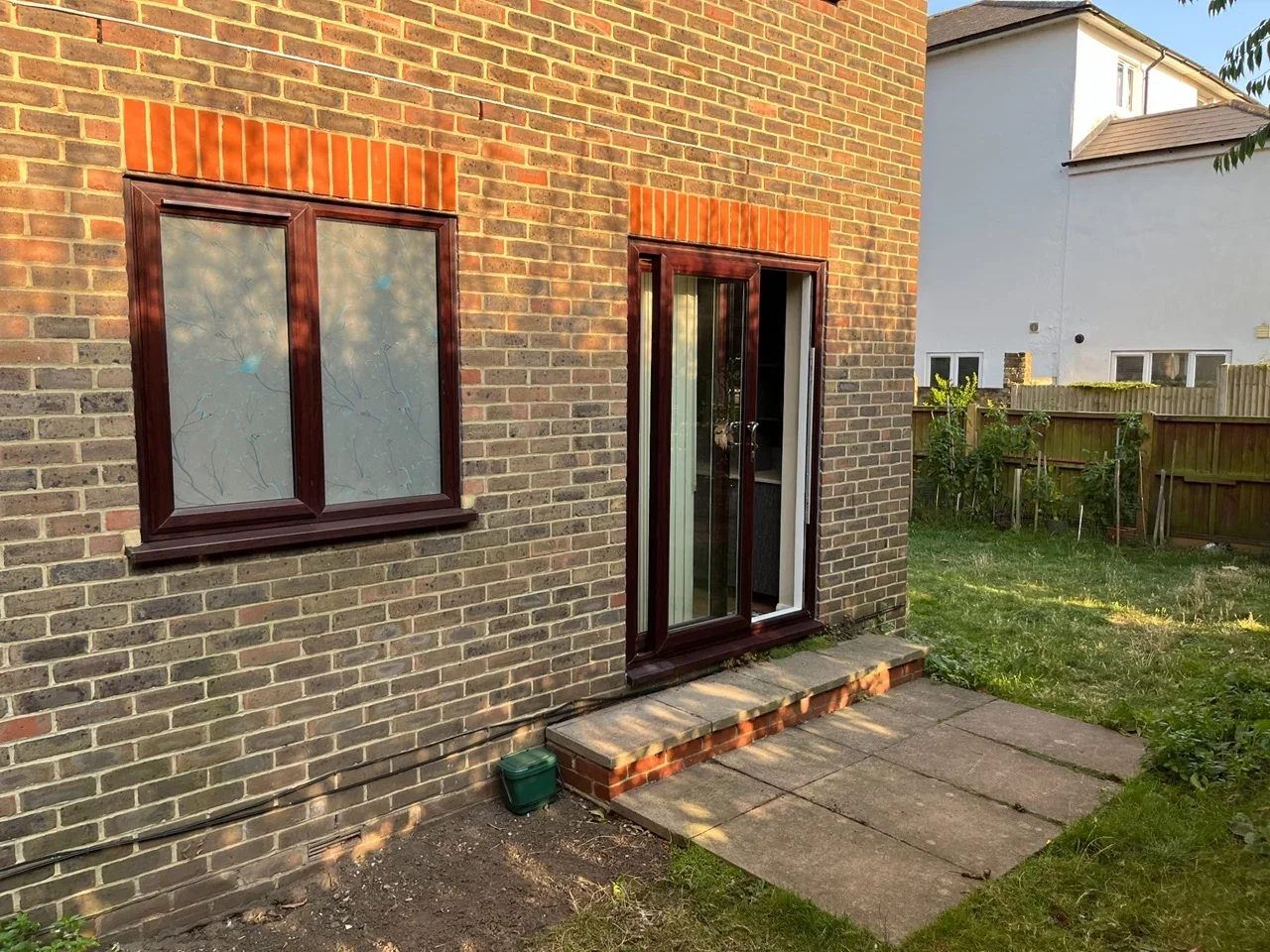 Flat Ealing Road in Greater London