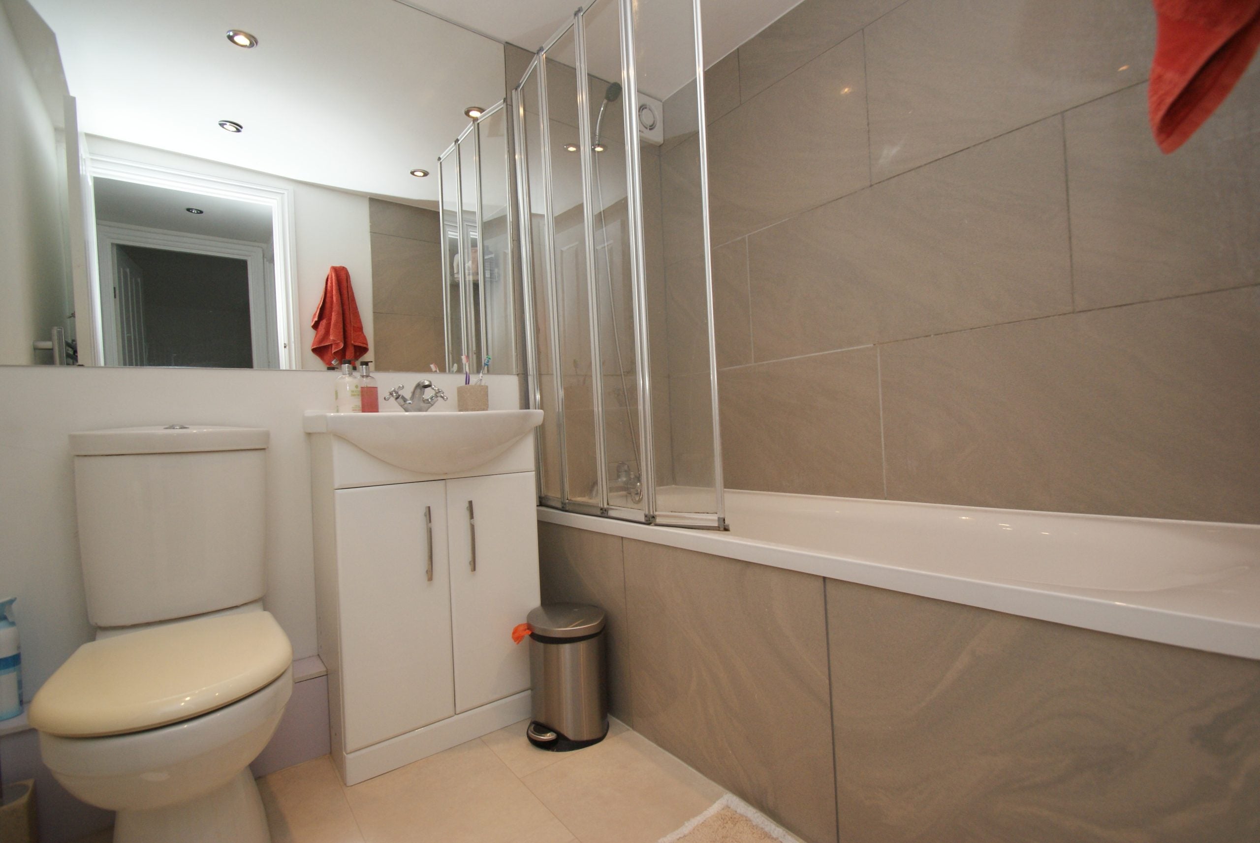 Flat Cotham Brow in Bristol