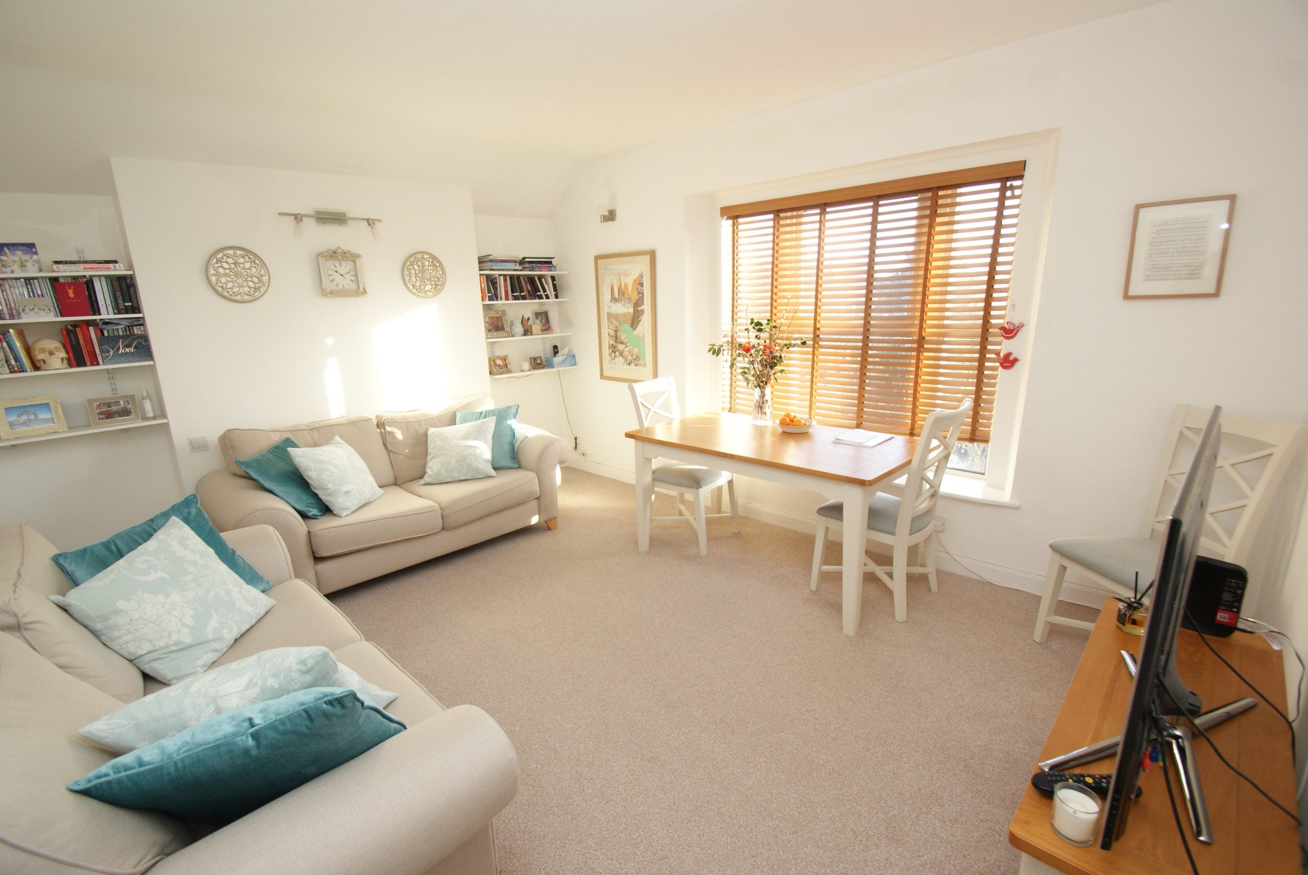 Flat Cotham Brow in Bristol