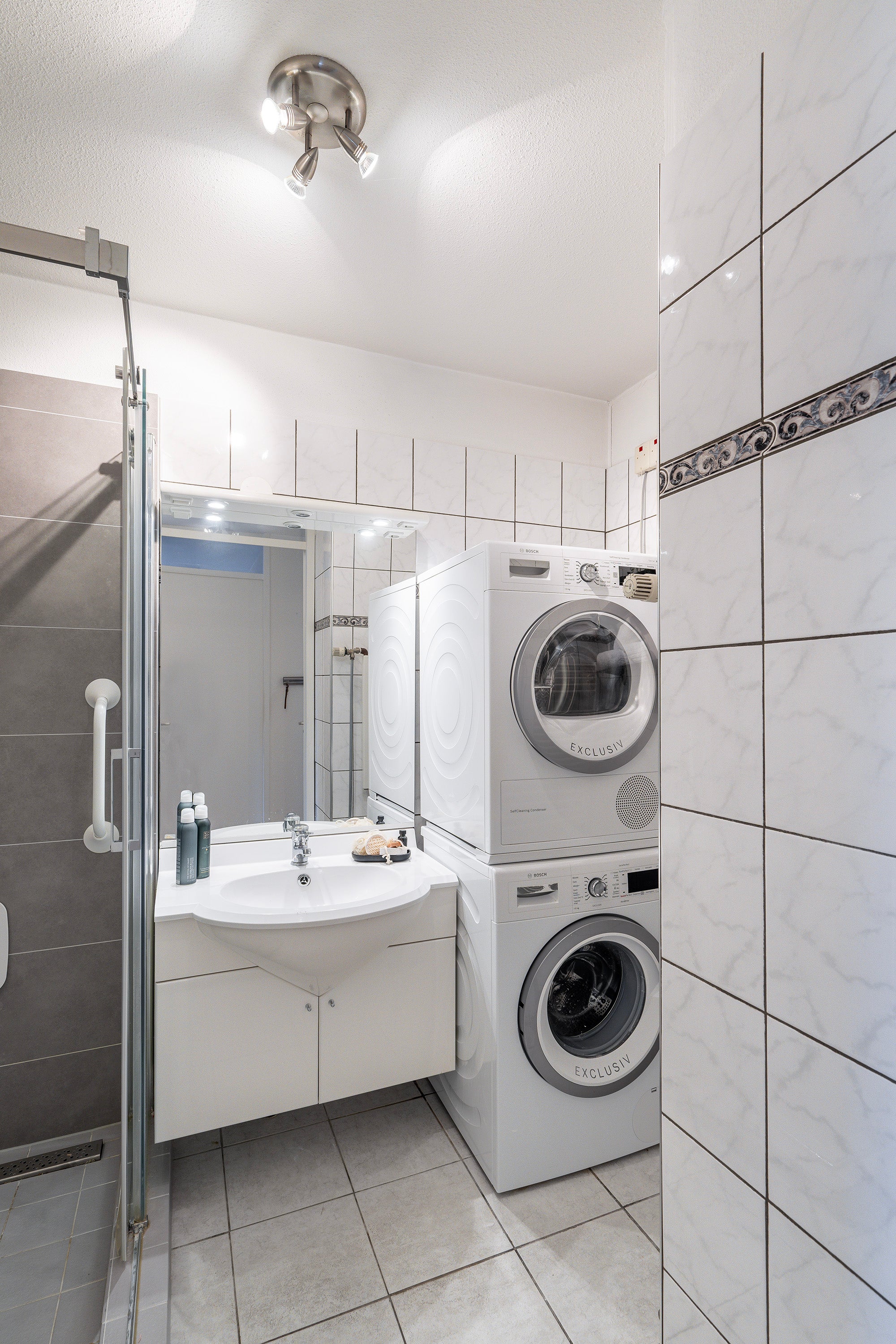 Appartement te koop: Aristide Briandring 49, Vlaardingen