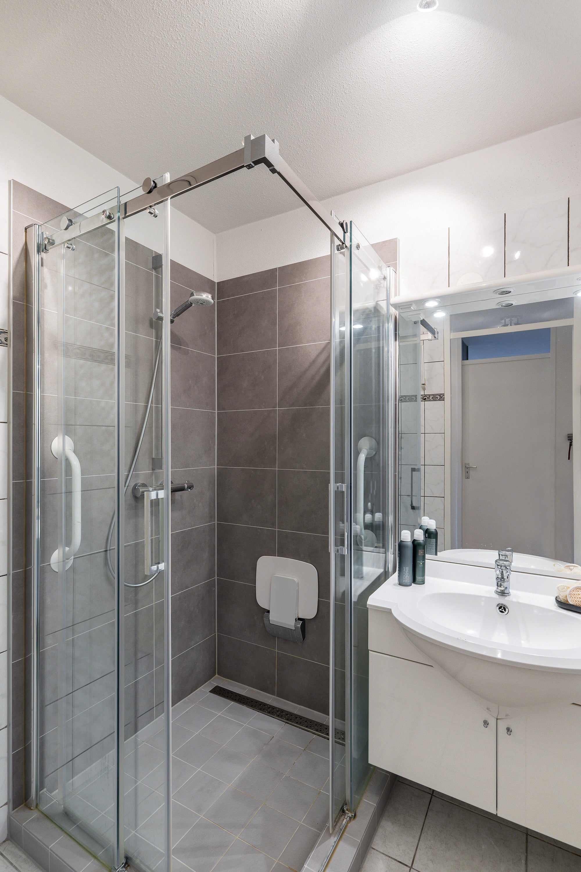 Appartement te koop: Aristide Briandring 49, Vlaardingen