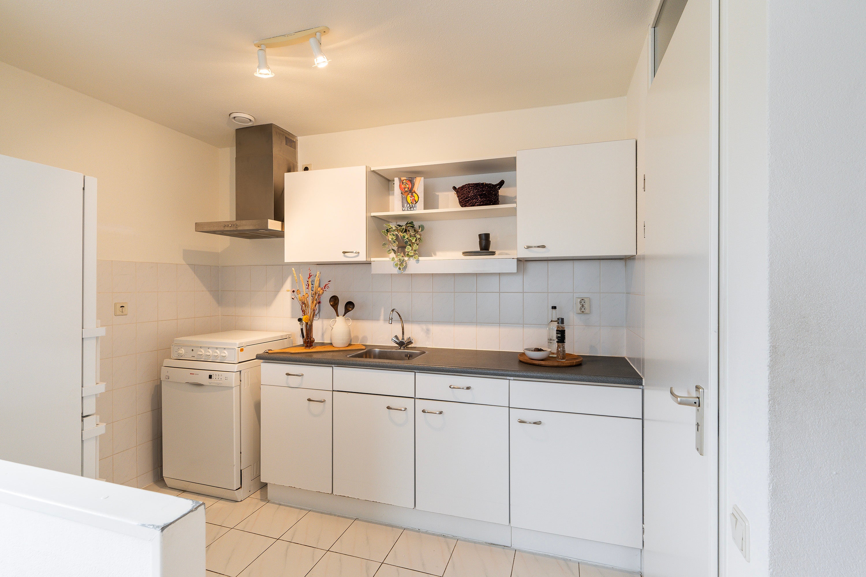Appartement te koop: Aristide Briandring 49, Vlaardingen