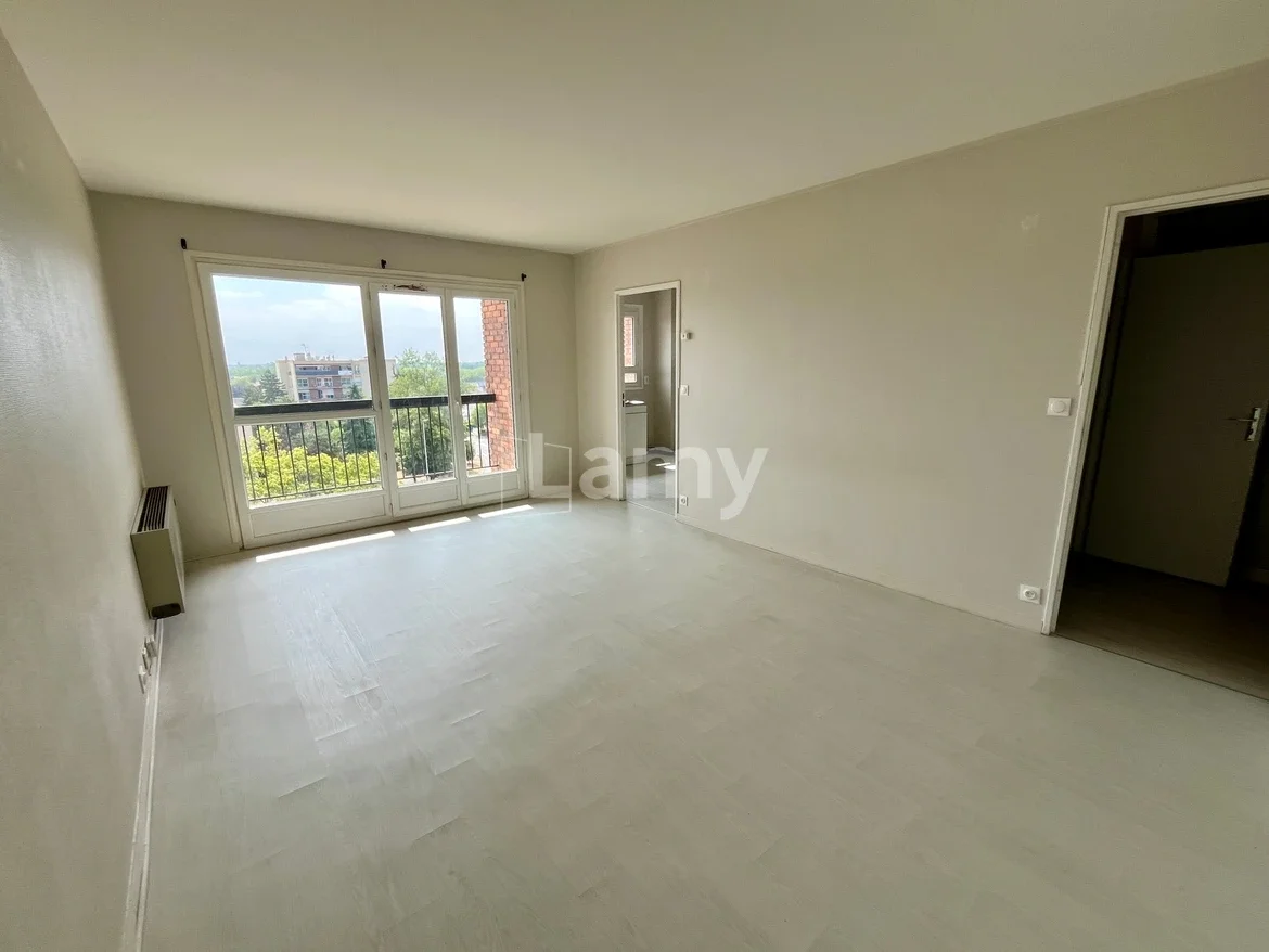 Flat Rue de Brie in Maurepas
