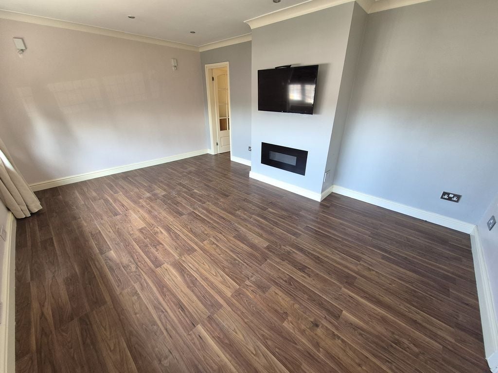 Flat Blenheim Way in Birmingham