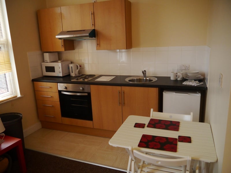 Room Back Sholebroke Row in Leeds
