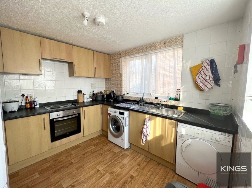 Flat Boulton Road in Portsmouth