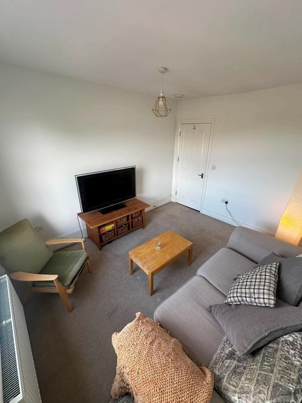 Room Park Hall Road in Greater London