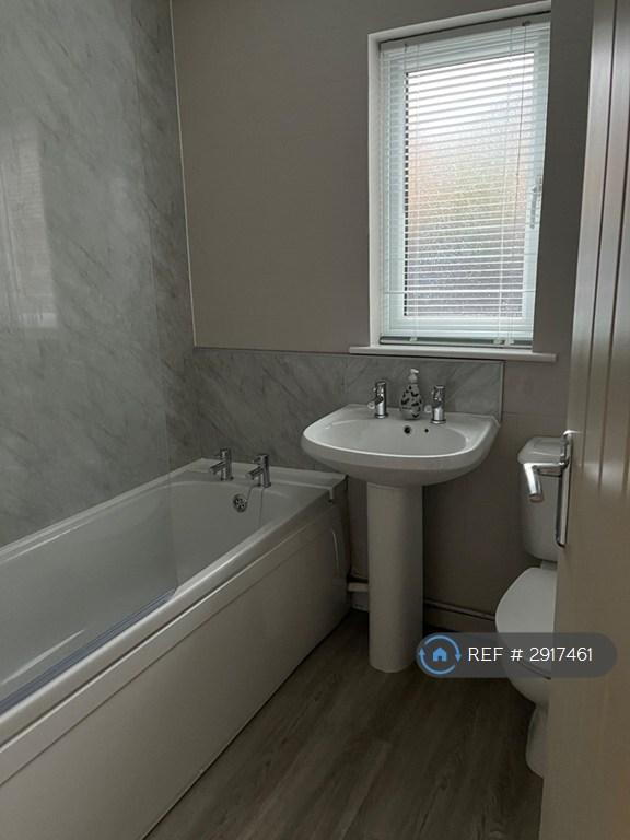 House Dean Close in Nottingham