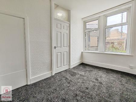 Flat Leeds Road in Borough of Pendle