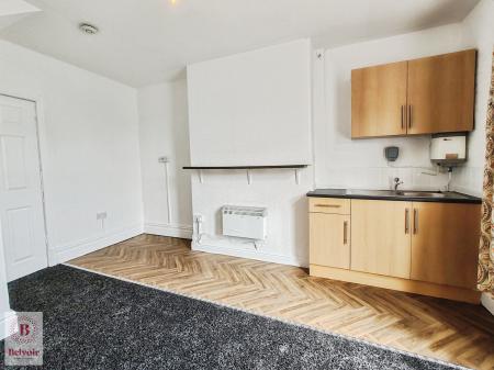 Flat Leeds Road in Borough of Pendle
