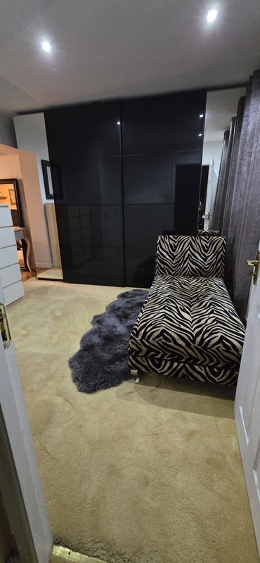 Room Big Brigs Way in Newtongrange