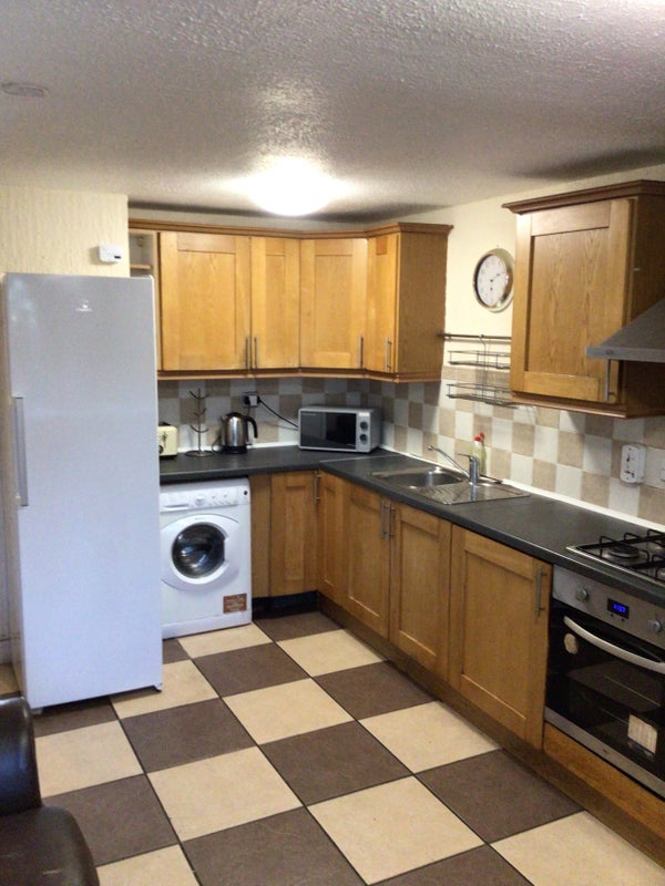 Room Whitchurch Way in Runcorn