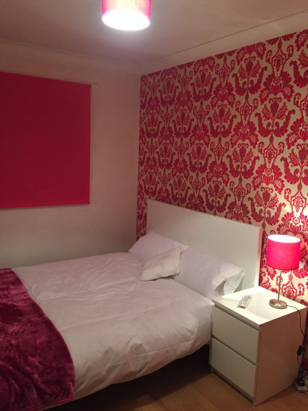 Room Trowbridge Road in Greater London