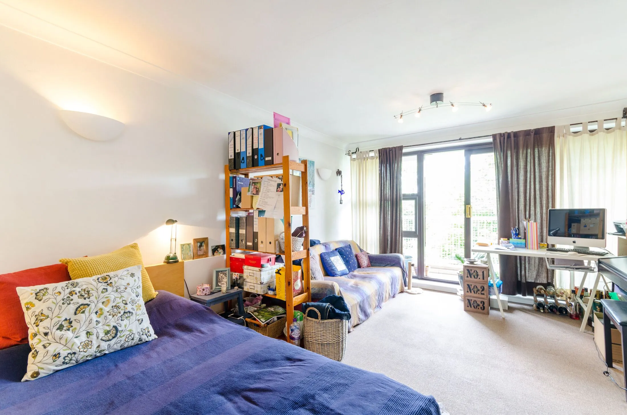 Flat Glenbuck Road in Greater London