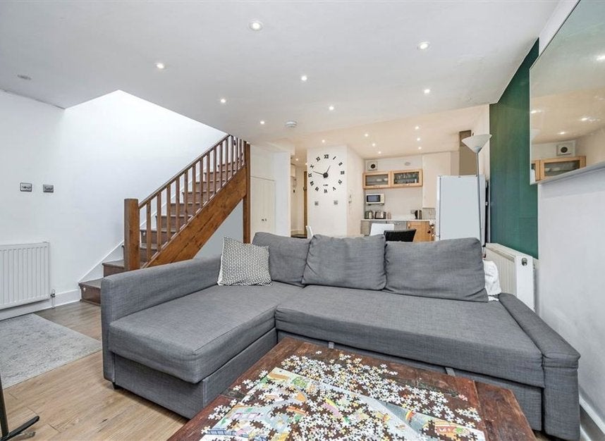 Room Charlotte Place in Greater London